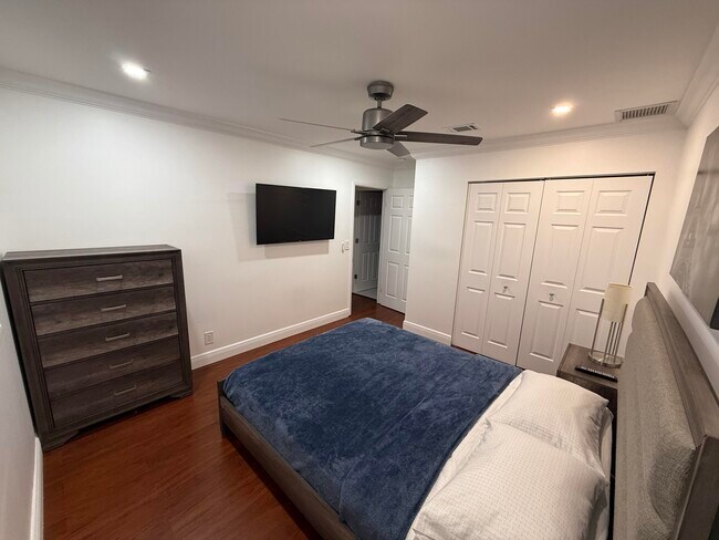 Building Photo - 12394 Westhampton Cir