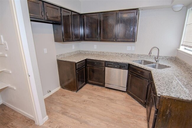 Building Photo - 13403 Carvel Ln