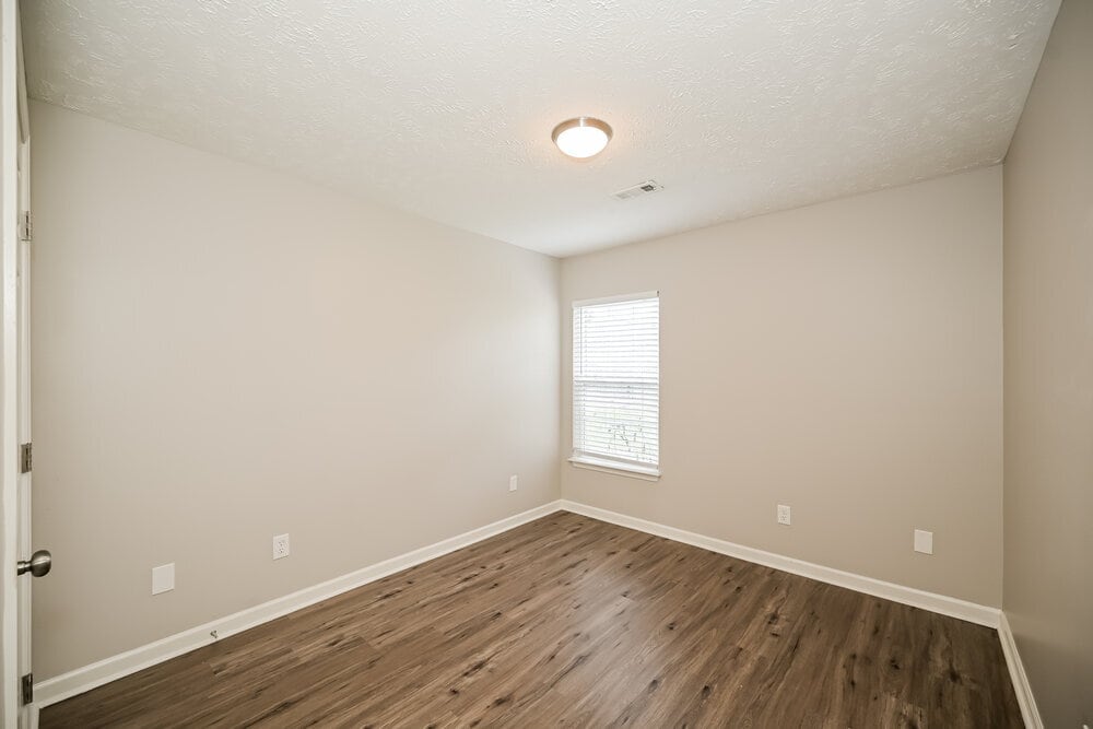 Building Photo - 4002 Deer Run Trace
