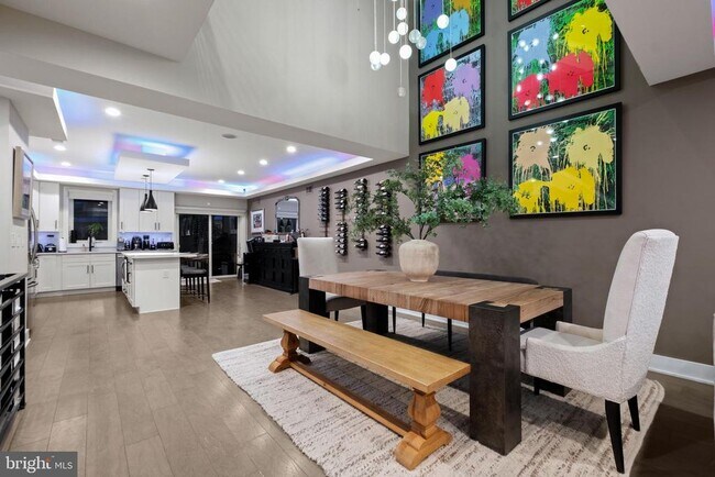 Building Photo - 1121 Earl St