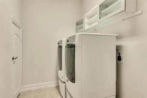 Building Photo - 421 Windward Dr