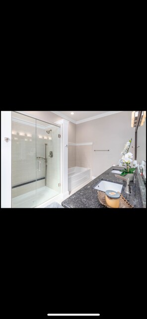 Building Photo - 927 S Charlotte St