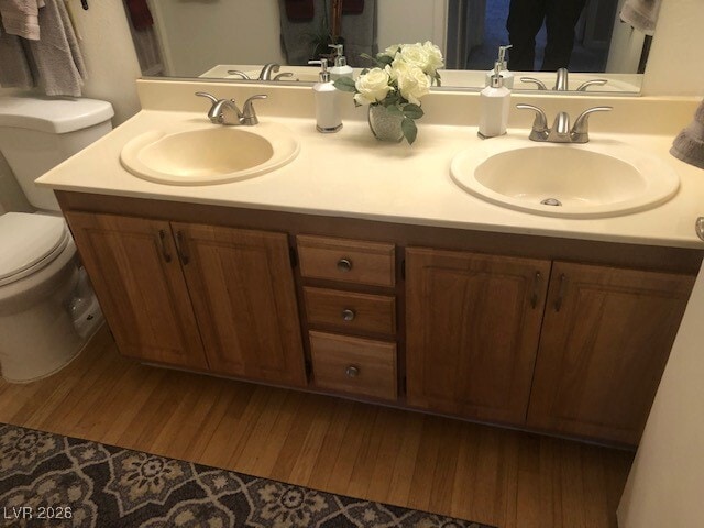 Building Photo - 5710 E Tropicana Ave