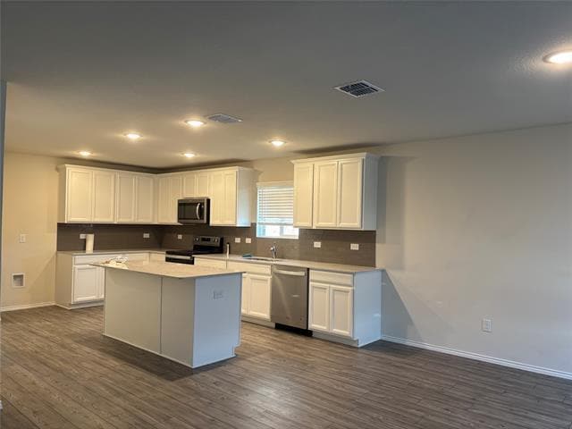Building Photo - 1441 Lumberton Dr