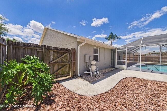 Building Photo - 1914 Jacques Dr