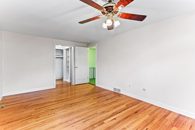 Building Photo - 1698 Lexington St