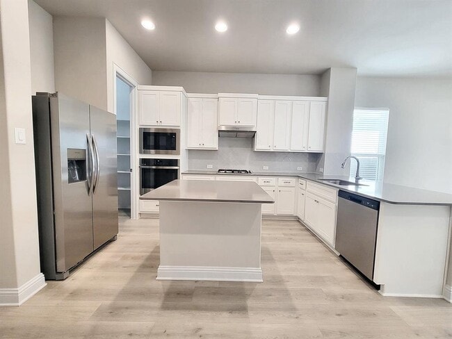 Building Photo - 601 C-Bar Ranch Trl