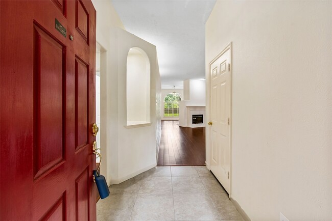 Building Photo - 206 N Dreamweaver Cir