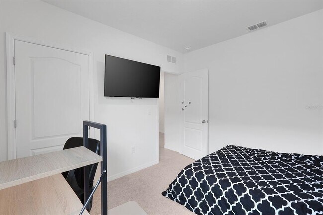 Building Photo - 3041 Tobago Dr