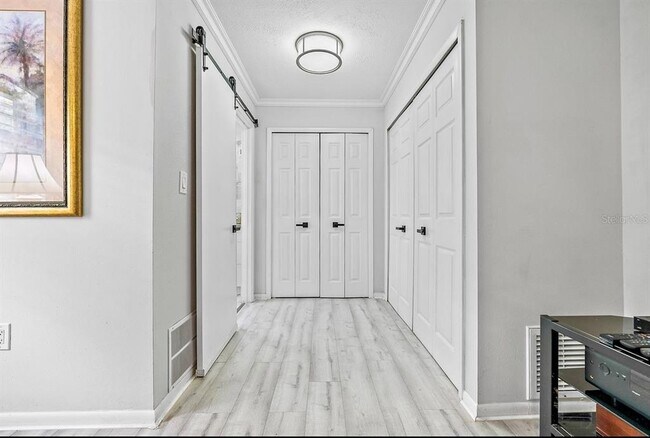 Building Photo - 4350 51st Ave S