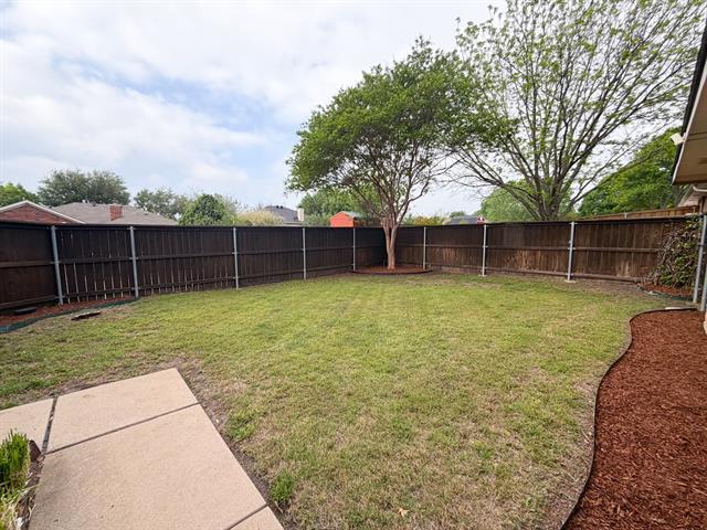 Building Photo - 310 Iroquois Ln