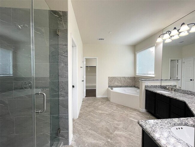 Building Photo - 5366 Blue Mountain Ln