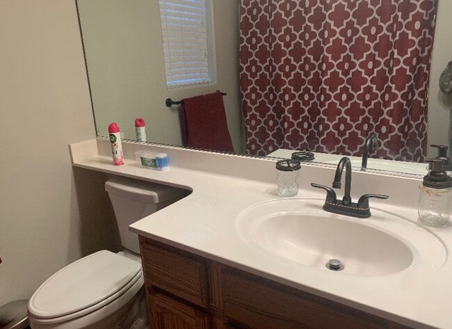 Building Photo - Beautiful Fairway Estates 3-Bed Home with ...