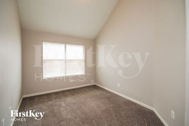 Building Photo - 6214 Diamond Rock Dr