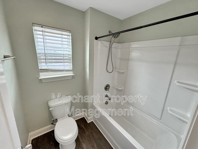 Building Photo - 28 Arnold Mill Rd