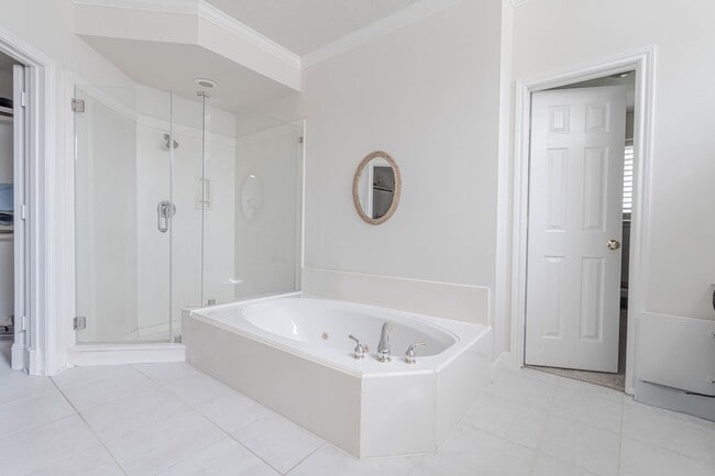 Building Photo - 12155 Cielio Bay Ln
