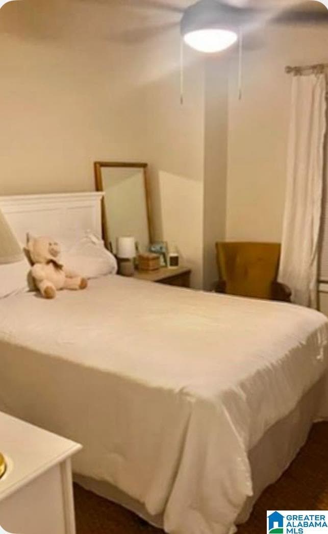 Building Photo - 526 18th St