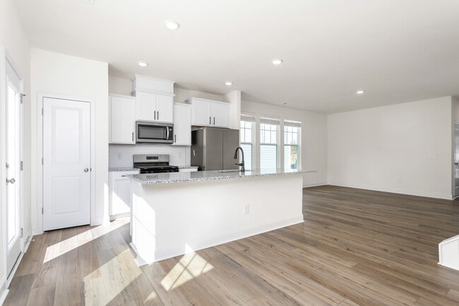 Building Photo - 1149 Tembrook Dr