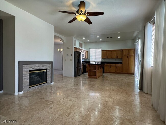 Building Photo - 2411 Brockton Way