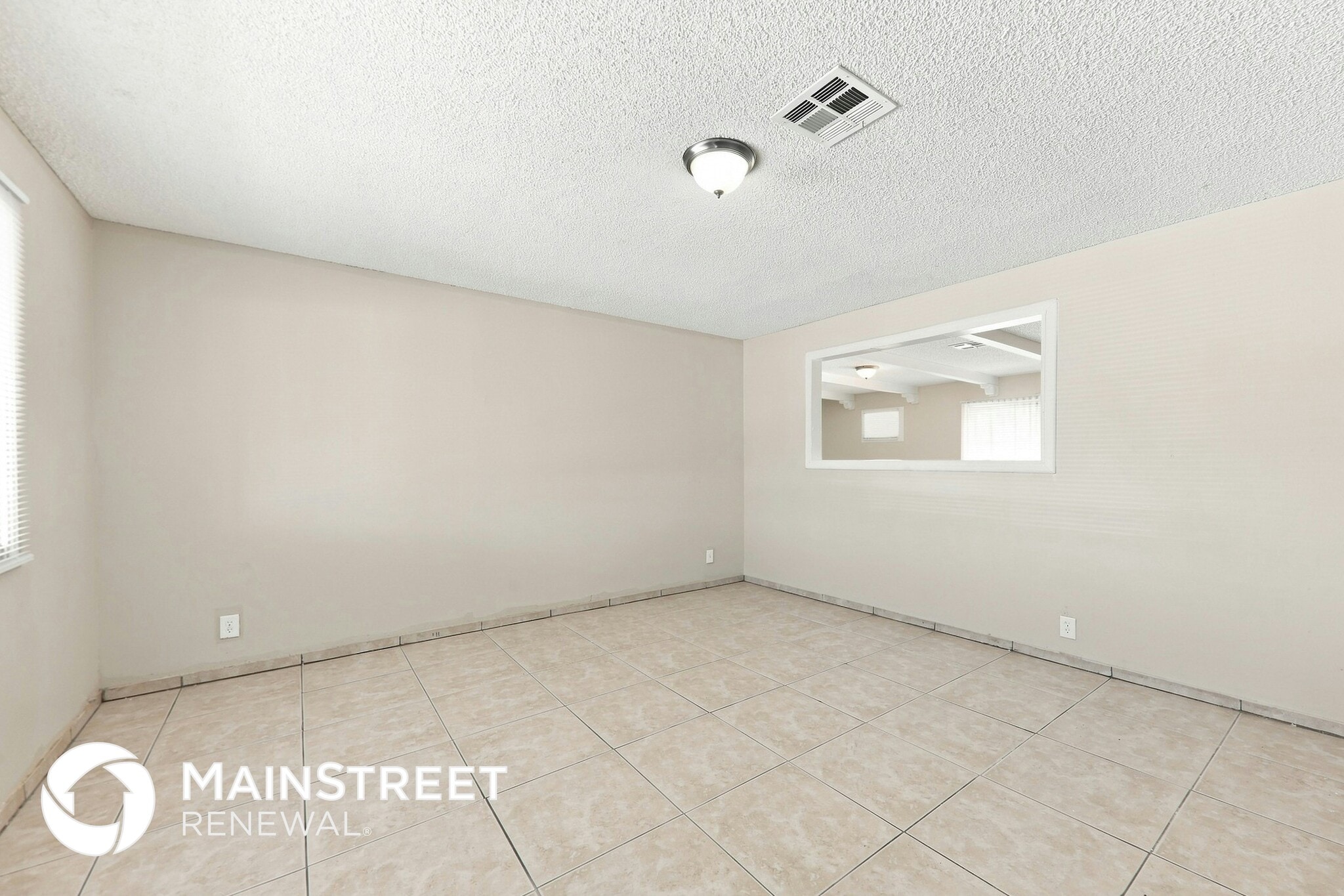Building Photo - 6231 W Highland Ave