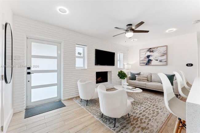 Building Photo - 6161 NE 7th Ave