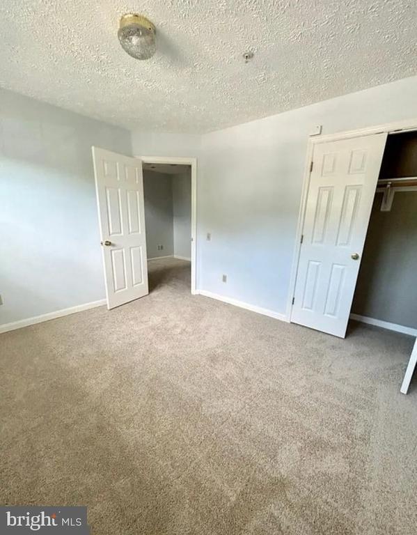 Building Photo - 8807 Briarcliff Ln