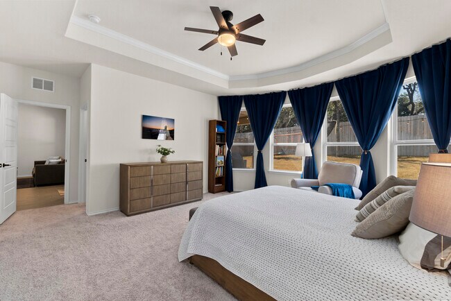 Building Photo - 1711 Dalhart