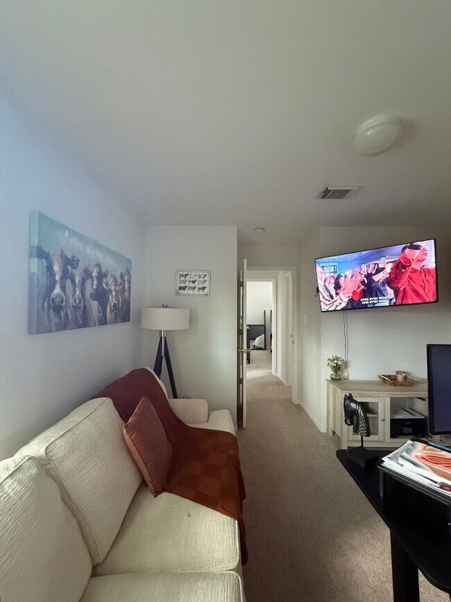 Building Photo - 6338 Big Oak Canyon Dr