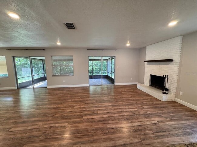 Building Photo - 5260 Lima Pl
