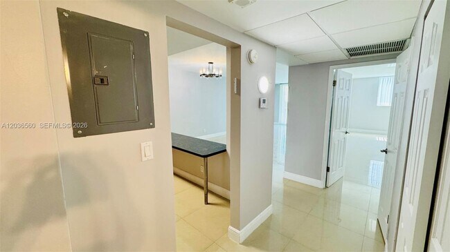 Building Photo - 19390 Collins Ave