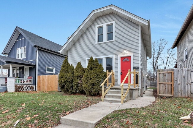 Building Photo - 2107 Cleveland Ave