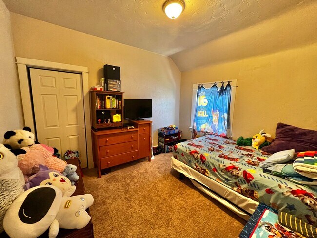 Building Photo - Johnstown Apartments (KC-KS)