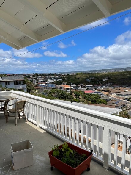 Building Photo - 3538 Puuku Mauka Dr