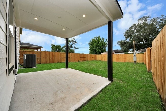 Building Photo - 765 Marjorie St