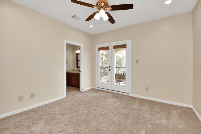 Building Photo - 1611 Lynnview Dr