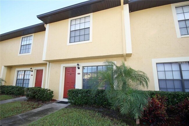 Primary Photo - 3267 Forest Oaks Ct