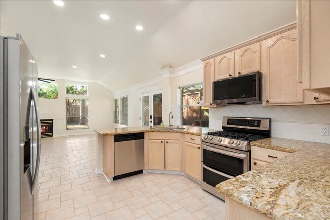 Building Photo - 14635 Hearthstone Meadows Dr