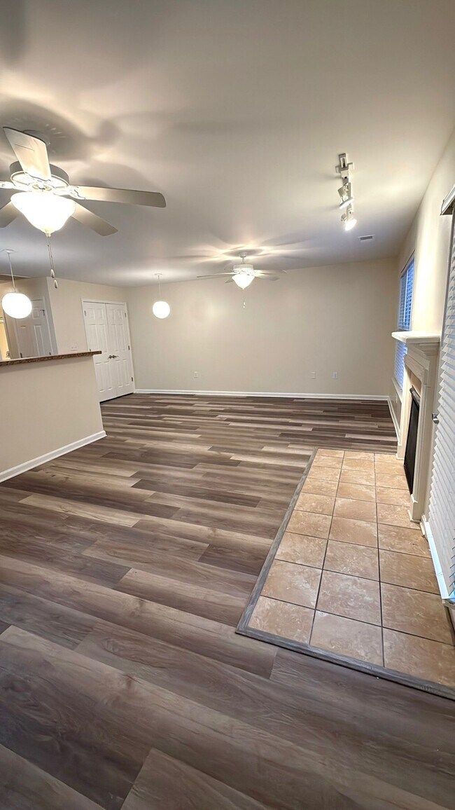 Building Photo - Brook Bend Way