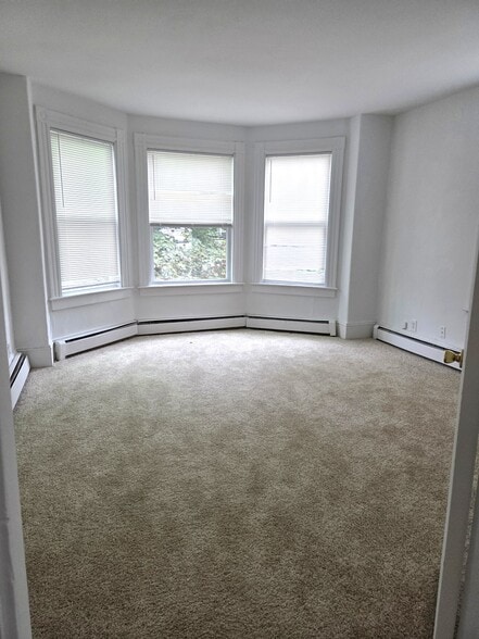 Building Photo - 35 Belknap St