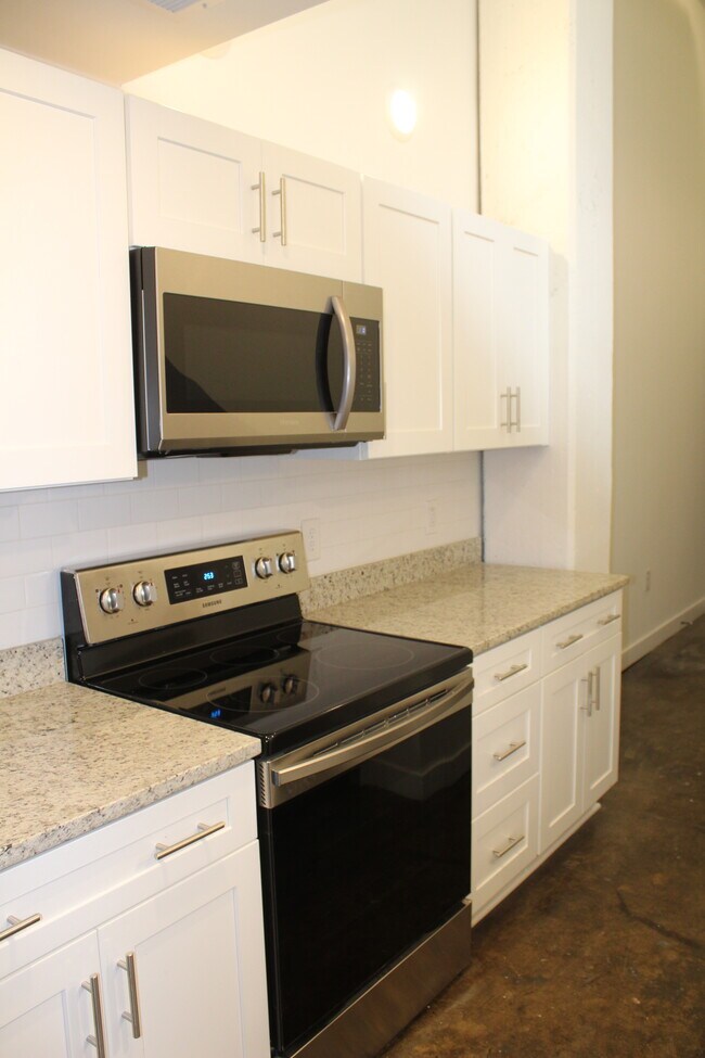 Building Photo - 408 Wellons St