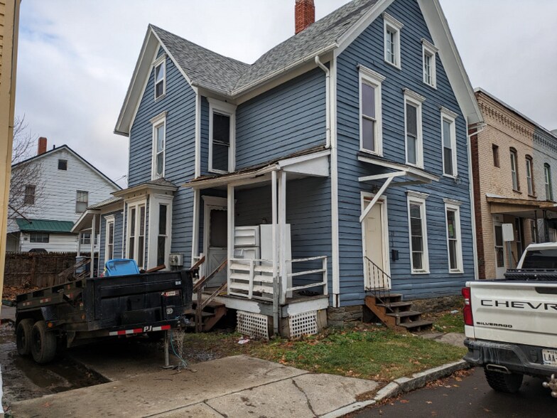 Building Photo - 23 Cottage Ave