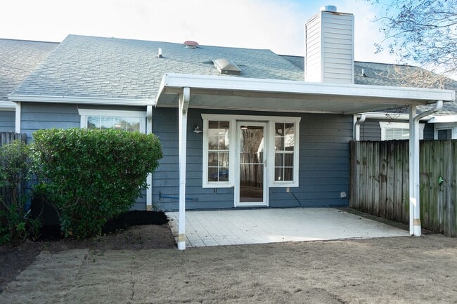 Building Photo - 80 Montebello Ln