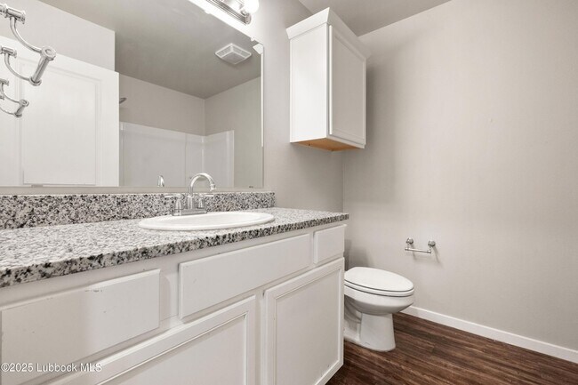 Building Photo - 1902 Kirksey Ave