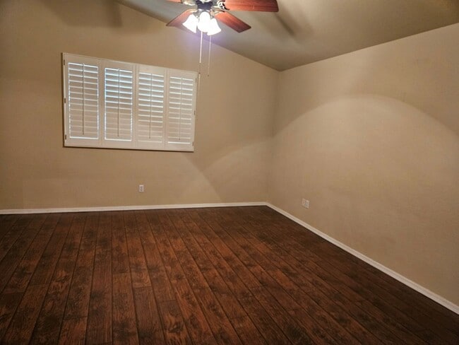 Building Photo - Incredible home in Bell West subdivision in Surprise