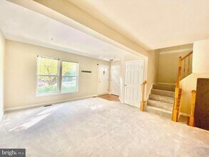 Building Photo - 13765 Palmetto Cir