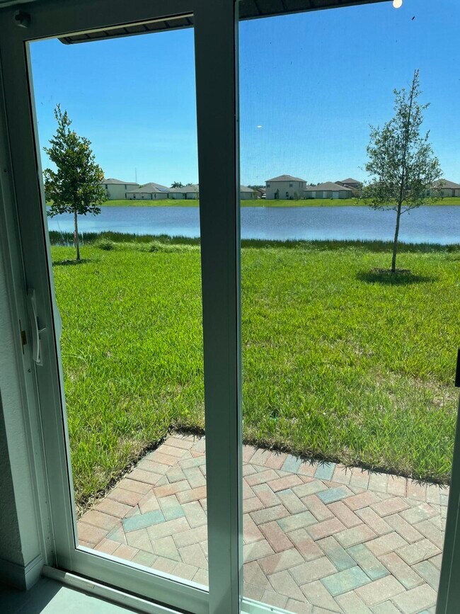 Building Photo - 4231 Troon Pl