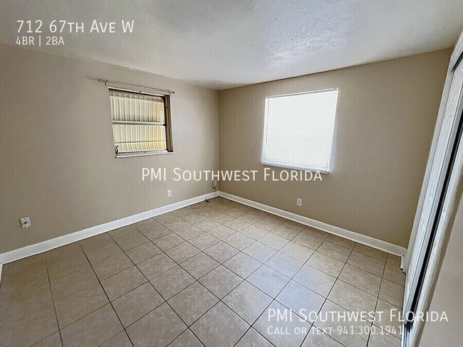 Building Photo - 712 67th Ave W