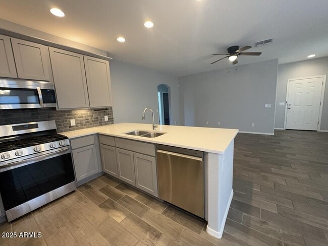 Building Photo - 3828 Big Bend St