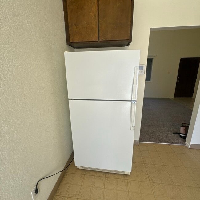 Building Photo - 9362 Mira Del Rio Dr