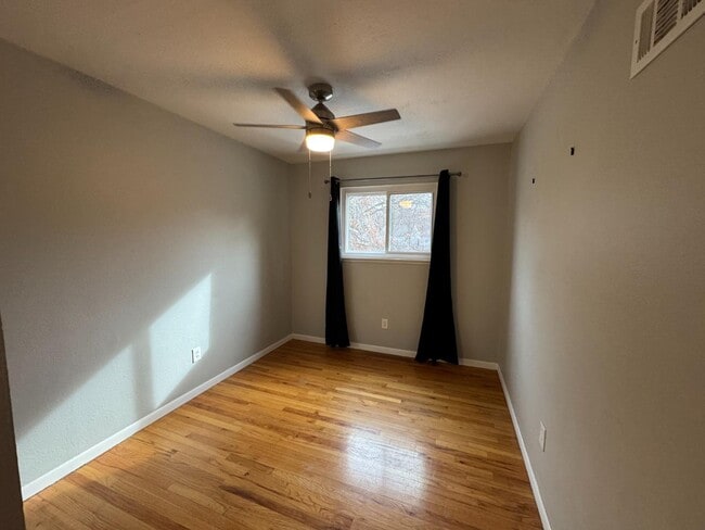 Building Photo - 255 N Michigan St